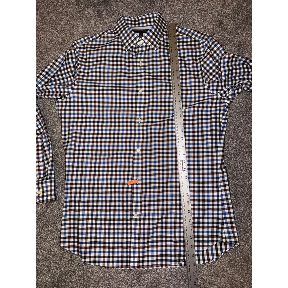 Banana Republic Men's Non Iron Tailored Slim Fit Long Sleeve Button Down‎ Large